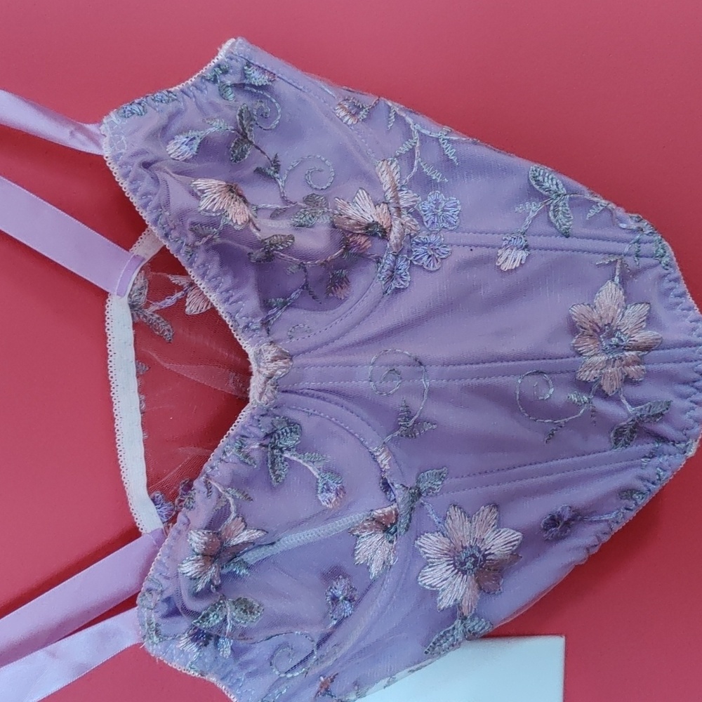 Crop top - Picture 2 of 3